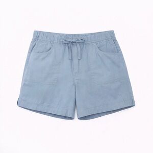 🌈 Brand New! Powder Blue 6” Shorts
